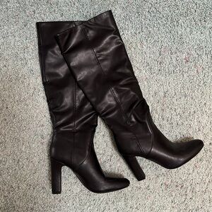 Pull On Black Knee-High Women's Boots